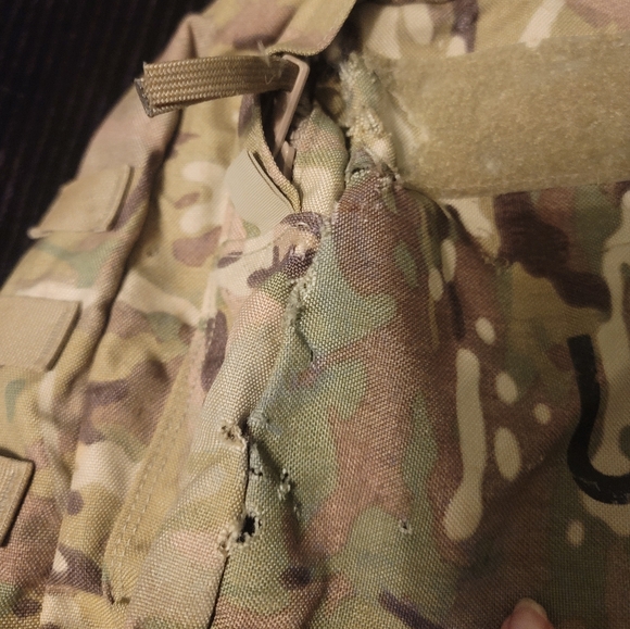 Authentic USGI Molle ii medium rucksack- Used & definitely has a story !! - Picture 10 of 16